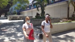 Cubanos usan mascarillas por temor al contagio del coronavirus
