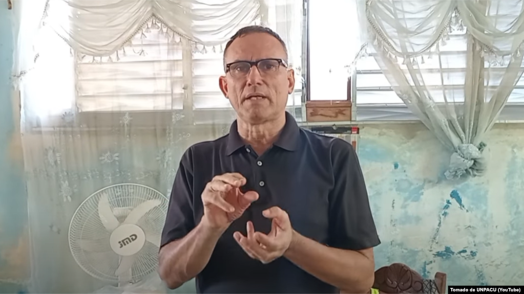 José Daniel Ferrer, en su casa en Santiago de Cuba.