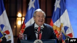 El secretario general de la ONU, Antonio Guterres, en Santiago de Chile el 2 de mayo de 2024. (RAUL BRAVO/AFP).