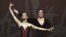 Los bailarines Ángel Corella y Xiomara Reyes interpretan la pieza "Don Quijote" en el escenario del Tokio International Forum.