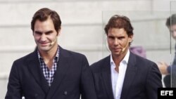 (i-e) Roger Federer y Rafael Nadal. Foto archivo.