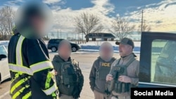 Oficiales de ICE en el estado de Minesota 