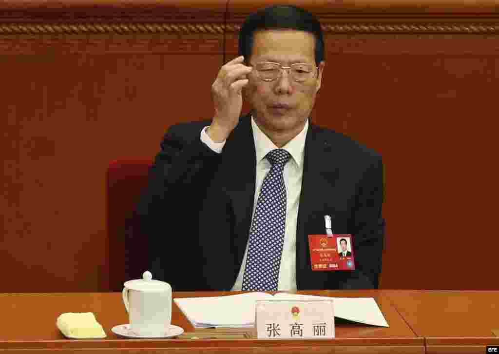 Fotografía de archivo tomada el 13 de marzo de 2016 que muestra a Zhang Gaoli, miembro del Comité Permanente, el órgano de más poder del Partido Comunista (PCCh), durante el duodecimo Comité Nacional de la Conferencia Consultiva Política del Pueblo chino 