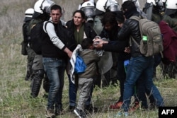 Revuelta en el campamento de refugiados de Diavata en Grecia en abril de 2019.