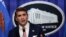 El fiscal general interino de EE. UU., Todd Blanche, ofrece una conferencia de prensa en Washington para abordar los acontecimientos relacionados con el Tren de Aragua.