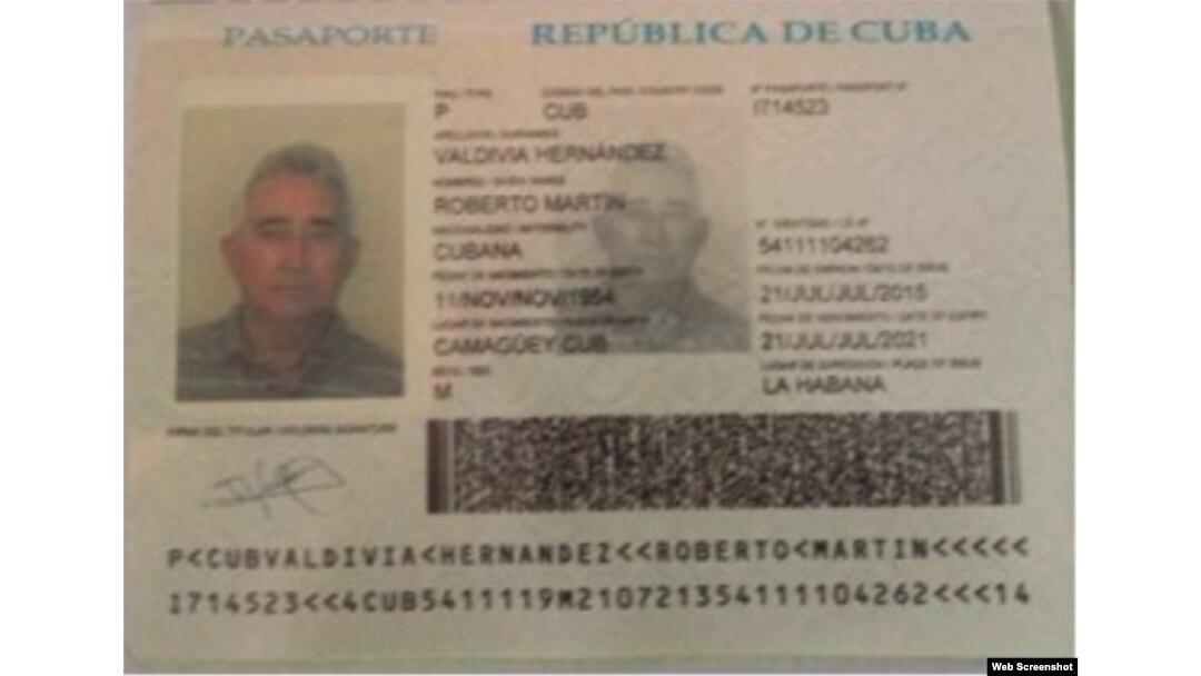 Carnet de identidad, Roberto Valdivia.