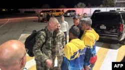 Esta fotografía, difundida por el Comando Sur de los Estados Unidos el 25 de junio de 2026, muestra al mayor general del Cuerpo de Marines de los EE. UU. Kevin J. Jarrard a su llegada a Caracas, Venezuela, el 25 de junio de 2025.