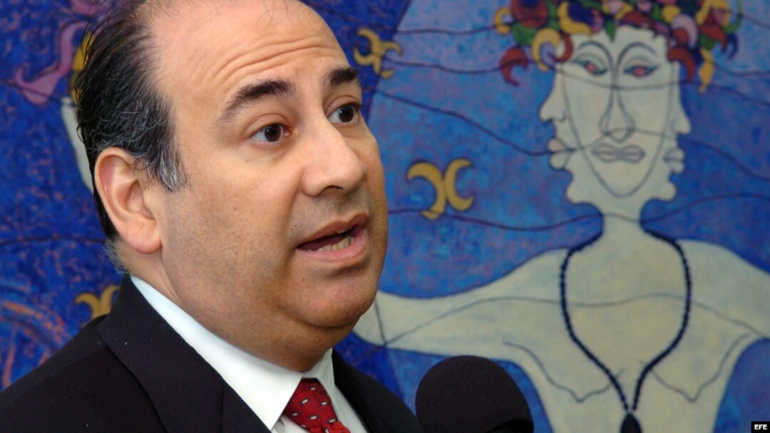 Roger Noriega. Foto Archivo