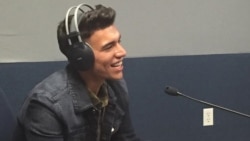 1800 Online con Gabriel Orengo.