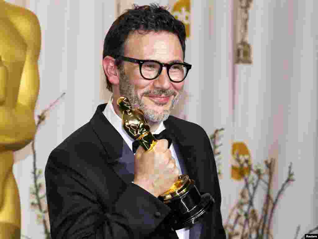 Estados Unidos - El director franc&eacute;s Michel Hazanavicius, recibe elo premio al Mejor directro por su pel&iacute;cula "The Artist"