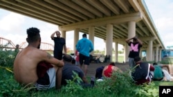Migrantes venezolanos en la frontera Sur de los Estados Unidos