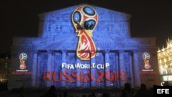 Emblema oficial del Mundial de Fútbol de la FIFA Rusia 2018 que fue presentado en el Teatro Bolshoi de Moscú (Rusia). 