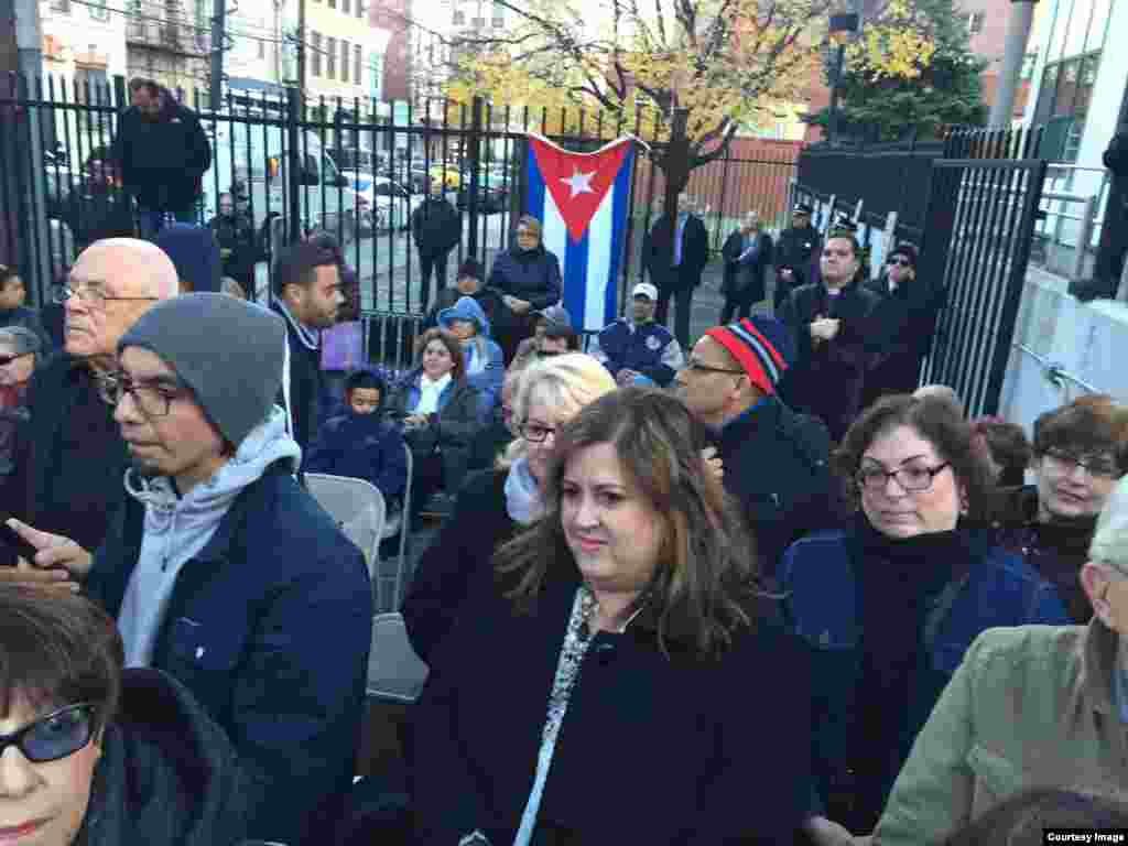 Mitin de exiliados cubanos en Union City, New Jersey. (Foto: Chuck Forcucci)
