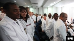 Médicos cubanos durante un entrenamiento en Brasil.