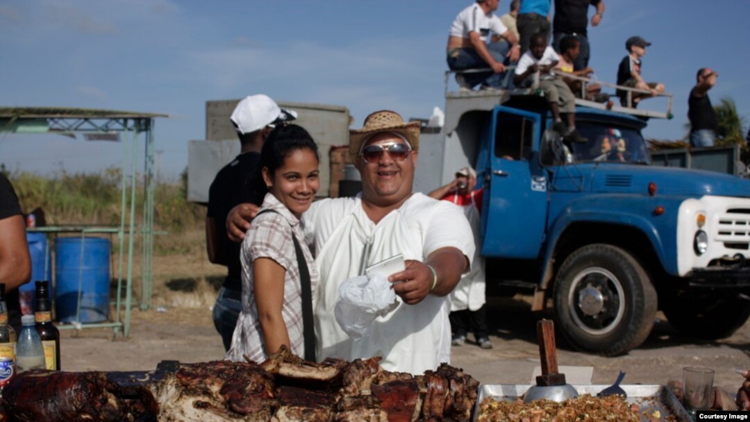 Escena de la vida cotidiana en Cuba, siempre un motivo para grabar.