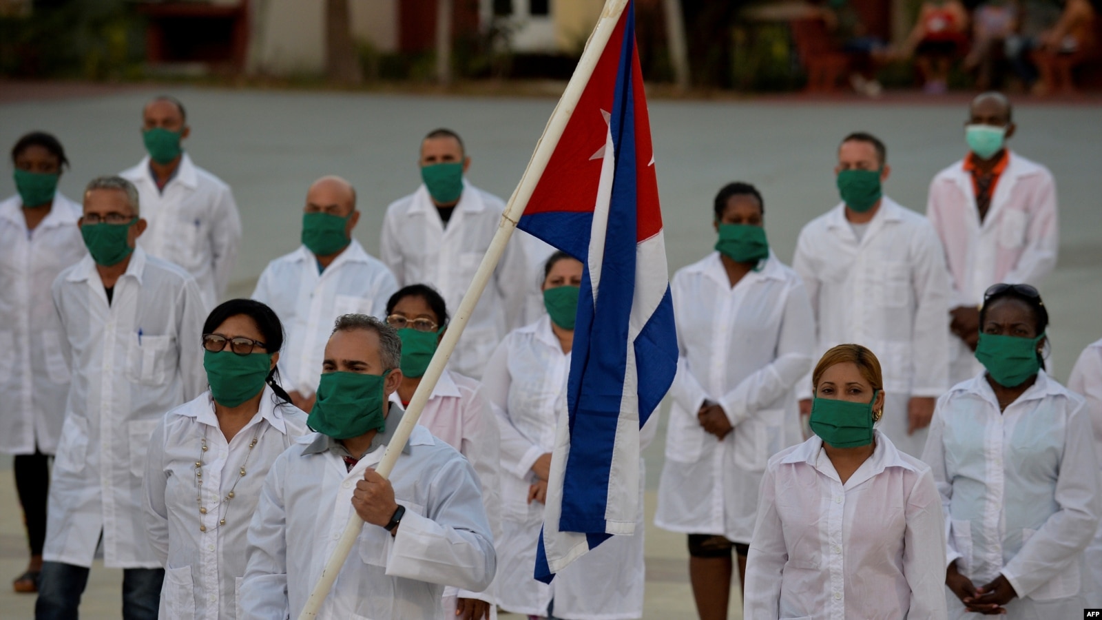 Exponen denuncias de esclavitud moderna en misiones médicas de Cuba: "país por país"
