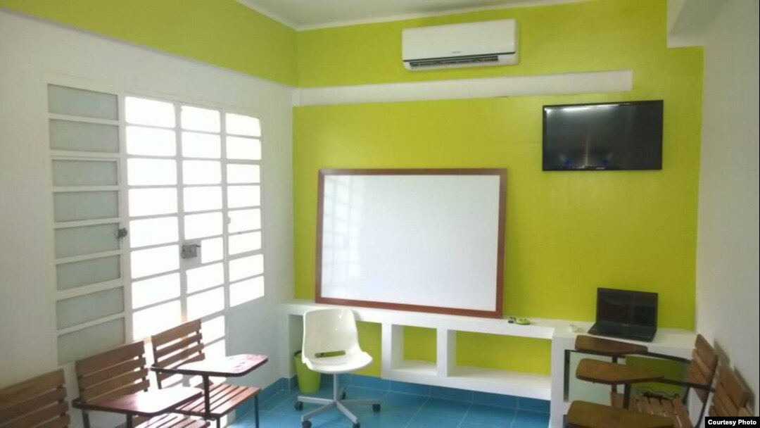Escuela Britannia en La Habana.