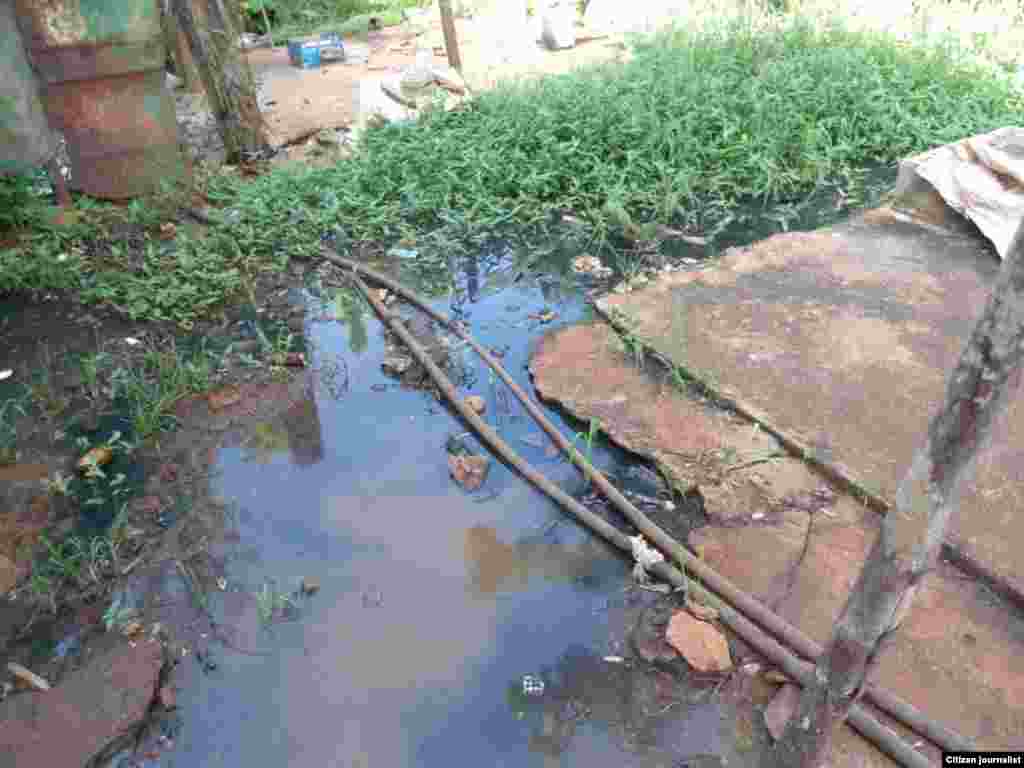 Reporta Cuba contaminacion edificios Guira de Melena foto Martha Domínguez Calero