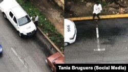 Un individuo vestido de médico toma fotos al garaje de la casa de la artista Tania Bruguera