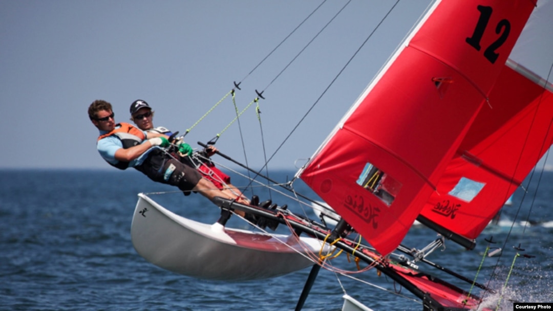 Un catamarán de la misma clase en la que se desarrollará la regata Habana Challenge. Foto: Iboats.