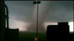 Se eleva a 24 el número de víctimas mortales del tornado en Oklahoma