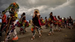 Brutalidad policial en medio de los carnavales de La Habana