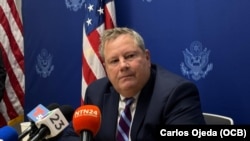 FOTO ARCHIVO. Mike Hammer, Jefe de Misión en la Embajada de Estados Unidos en Cuba.