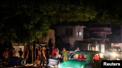 La policía en la escena de una protesta contra los apagones, en La Habana, Cuba, el sábado19 de octubre de 2024. (REUTERS/Norlys Pérez)