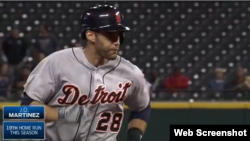 "J.D." Martínez conectó su jonrón número diecinueve.