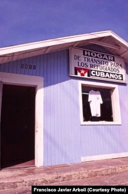 Hogar de Tránsito para los Refugiados Cubanos en Cayo Hueso, Florida.