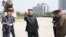 Kim Jong-un (c) en Pyongyang. 