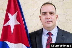 Miguel Alvin Vélez Mederos trabajó como primer secretario de la Embajada de Cuba en Washington hasta que fue expulsado tras el Síndrome de La Habana.
