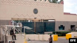 Entrada principal de la Embajada de Estados Unidos en Sana, Yemen. Archivo.