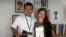 “Dado” Galvão y Yoani Sánchez durante la visita del cineasta brasileño a La Habana