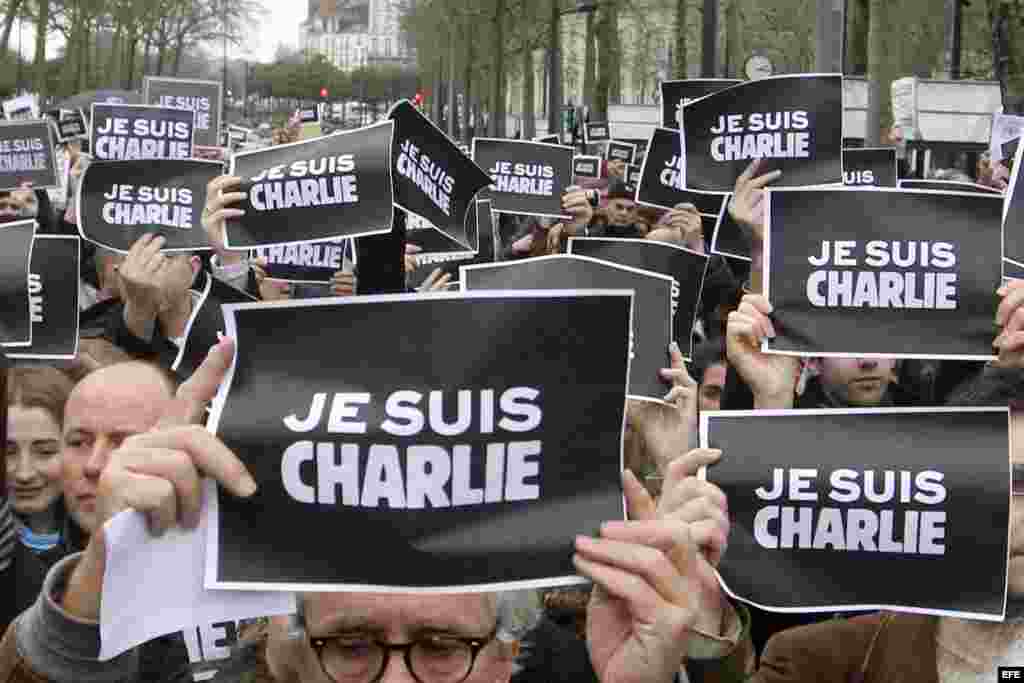 Manifestación en Nantes, Francia, en solidaridad con Charlie Hebdo.