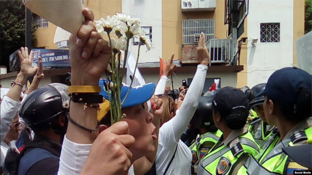 Marcha de mujeres en Venezuela