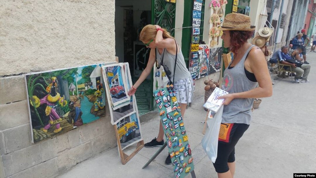 Calles de La Habana donde realizan sus ventas los cuentapropistas Foto Serafín Morán