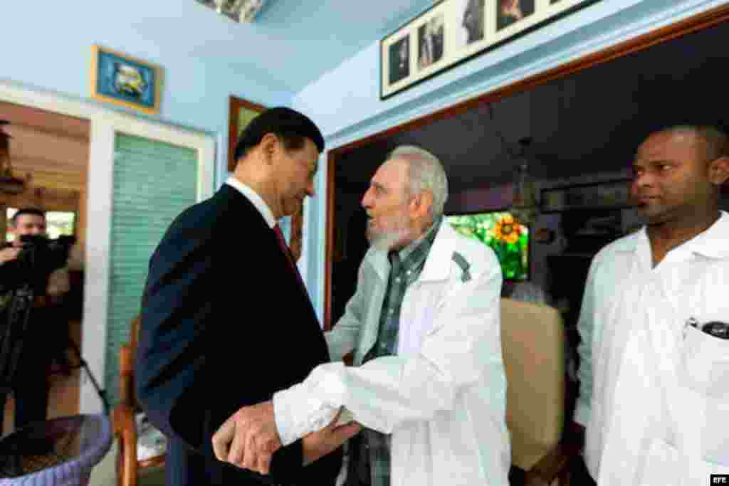 Castro recibió a Xi Jinping, con quien habló, entre otros temas, de sus investigaciones y estudios sobre las posibilidades para multiplicar la producción de alimentos