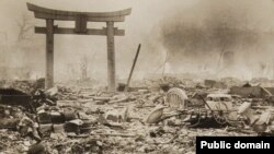 Paisaje de Nagasaki después de la explosión nuclear de agosto de 1945.