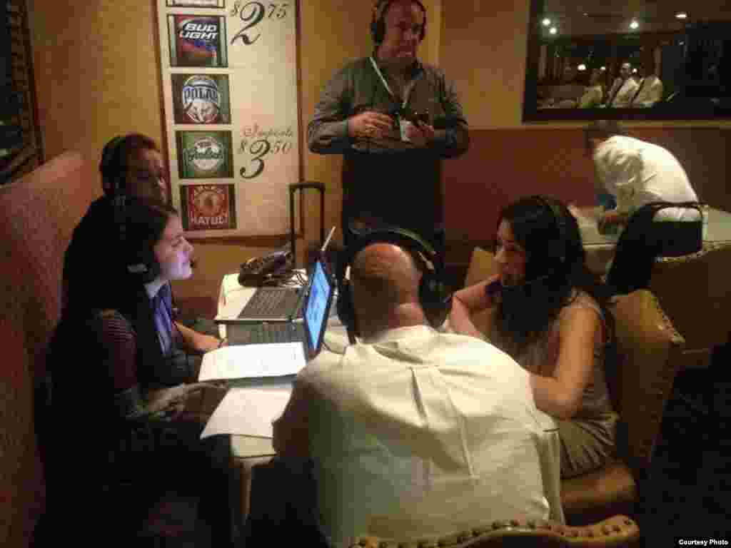 Todos juntitos, Eddy Cicilia, en la realización de sonido y Héctor Carrillo, en la producción.