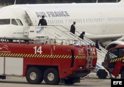El aeropuerto Madrid-Barajas activó el protocolo de emergencia ante un pasajero de Air France sospechoso de ébola (EFE).