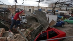 Casi 600 derrumbes por tornado en La Habana
