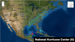 El huracán Zeta, proyección del Centro Nacional de Huracanes, con sede en Miami, Florida.