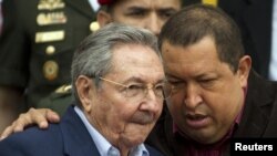 castro y chavez