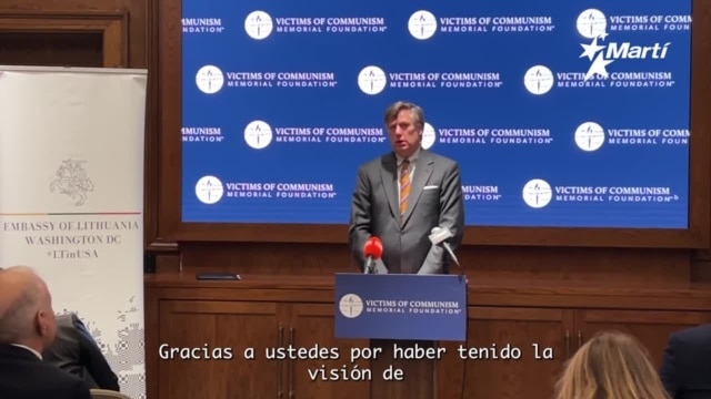“Es un enorme honor su presencia” subsecretario de Estado Christopher Landau - noviembre 11, 2025