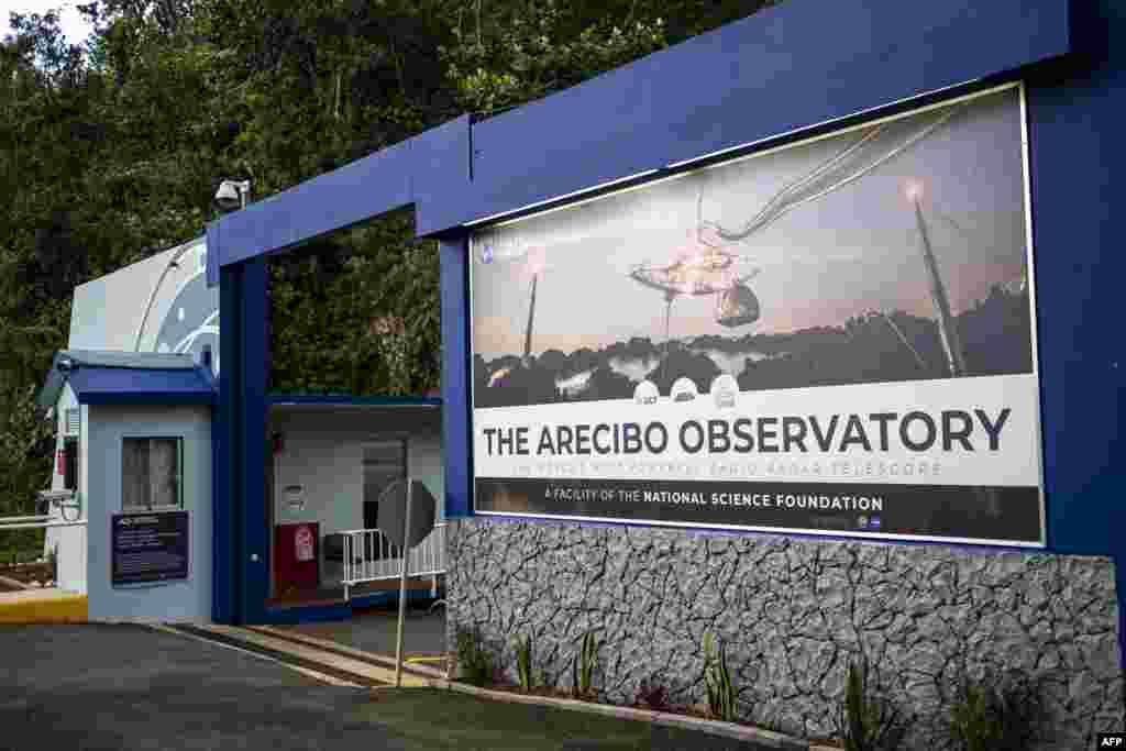 Entrada principal del Observatorio de Arecibo.