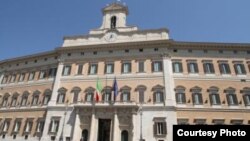 Raúl Castro será recibido por el primer ministro italiano, Matteo Renzi, en el Palazzo Chiggi, sede del gobierno.