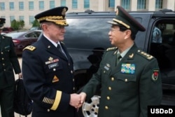 Delegación militar china en el Pentágono