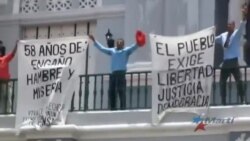 Autoridades presentan acusaciones contra opositores que gritaron "¡Abajo la dictadura!"