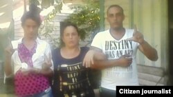 Reporta Cuba De izq a der Leodan Suárez, Irina León y Michel Valladares